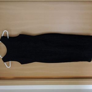 Banana republic black vertical striped dress